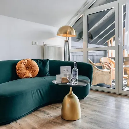 Kronberg - Adults Only - Inkl Soft- Und Heissgetraenkeflat
