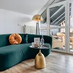 Kronberg - Adults Only - Inkl Soft- Und Heissgetraenkeflat