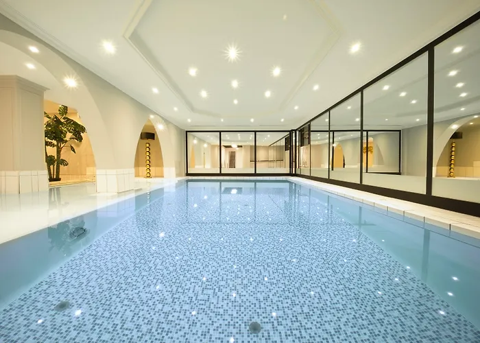 Kronberg - Adults Only - Inkl Soft- Und Heissgetraenkeflat Hotell
